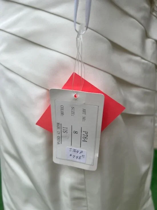 NWT Exclusive Bridal Ivory Taffeta Strapless Gown – Size 8 - Picture 16 of 16